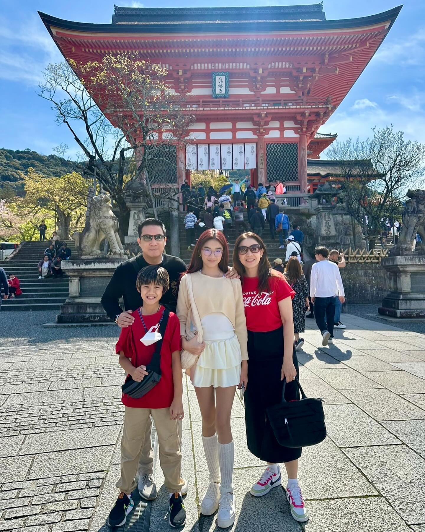 กบ บรู๊ค