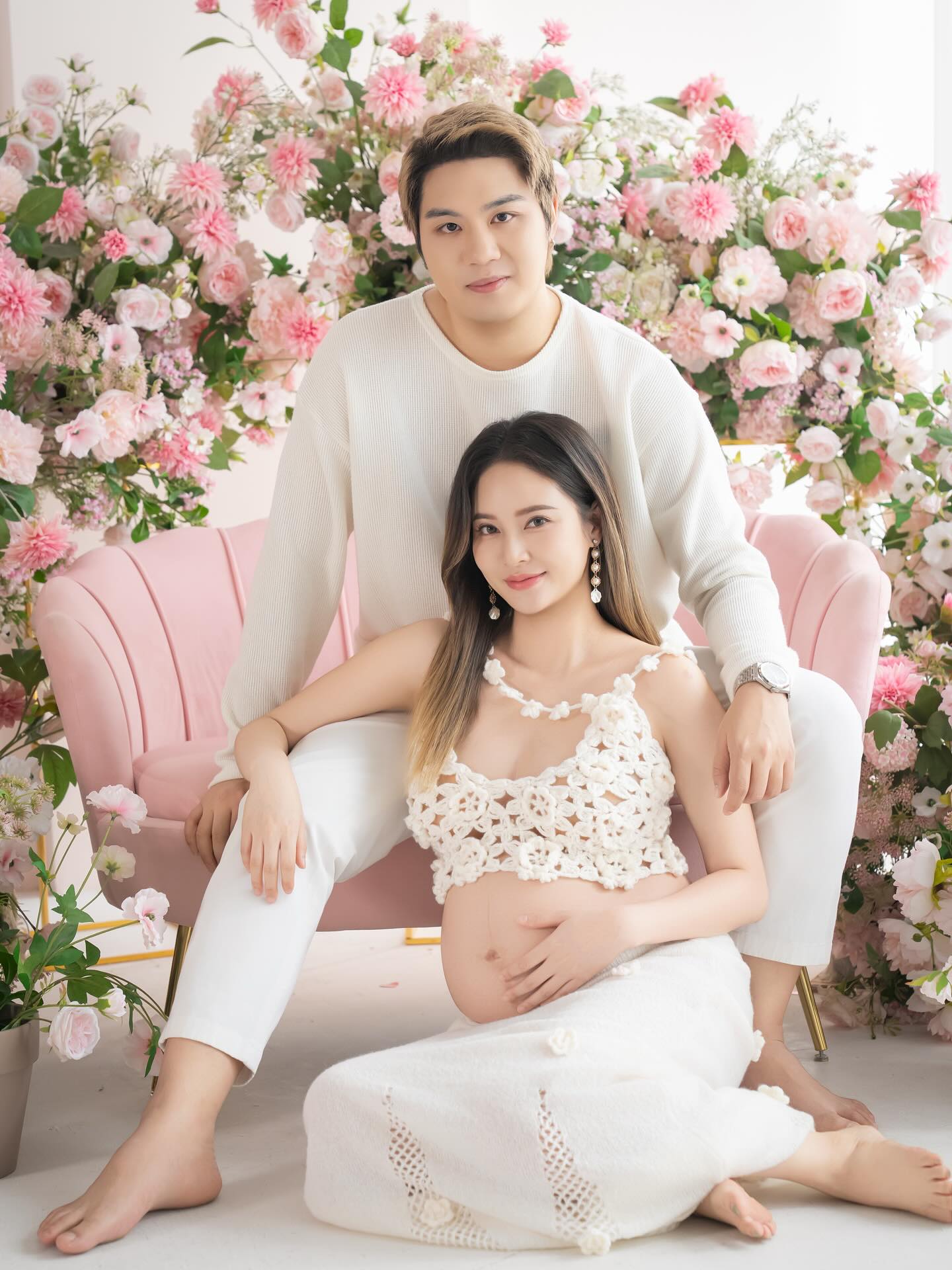 ไวท์ ณวัชร์