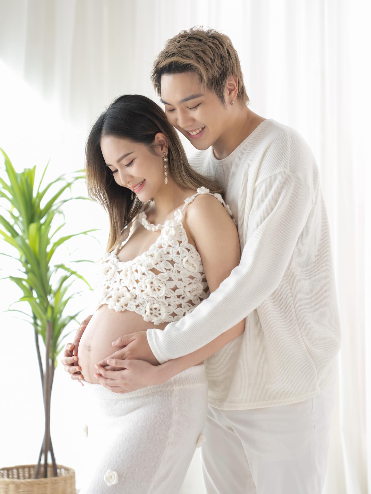 ไวท์ ณวัชร์