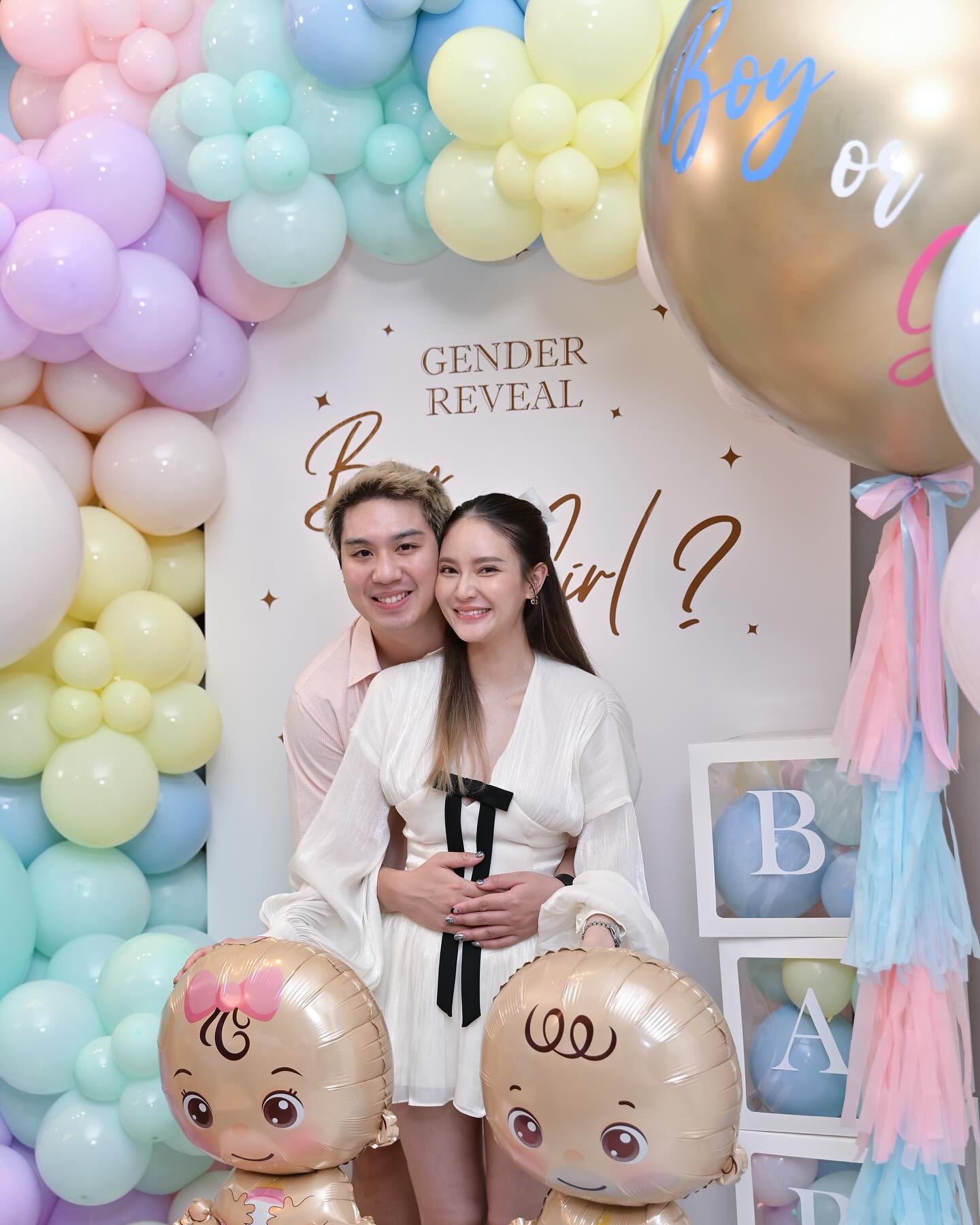 ไวท์ ณวัชร์