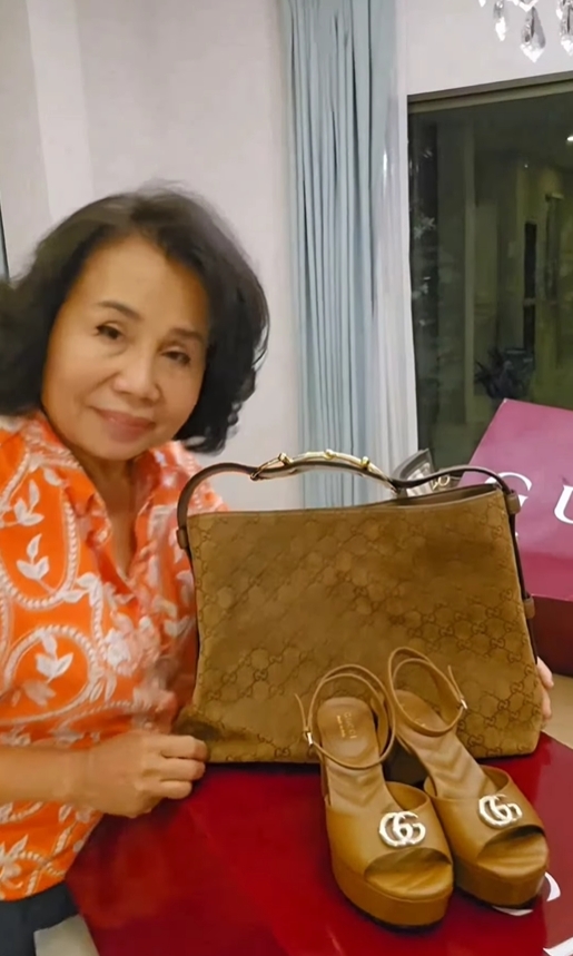 ยายหนิง