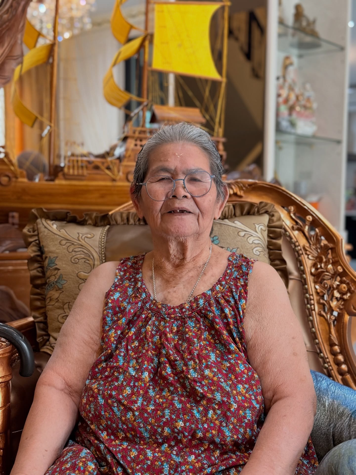 ฮาย อาภาพร