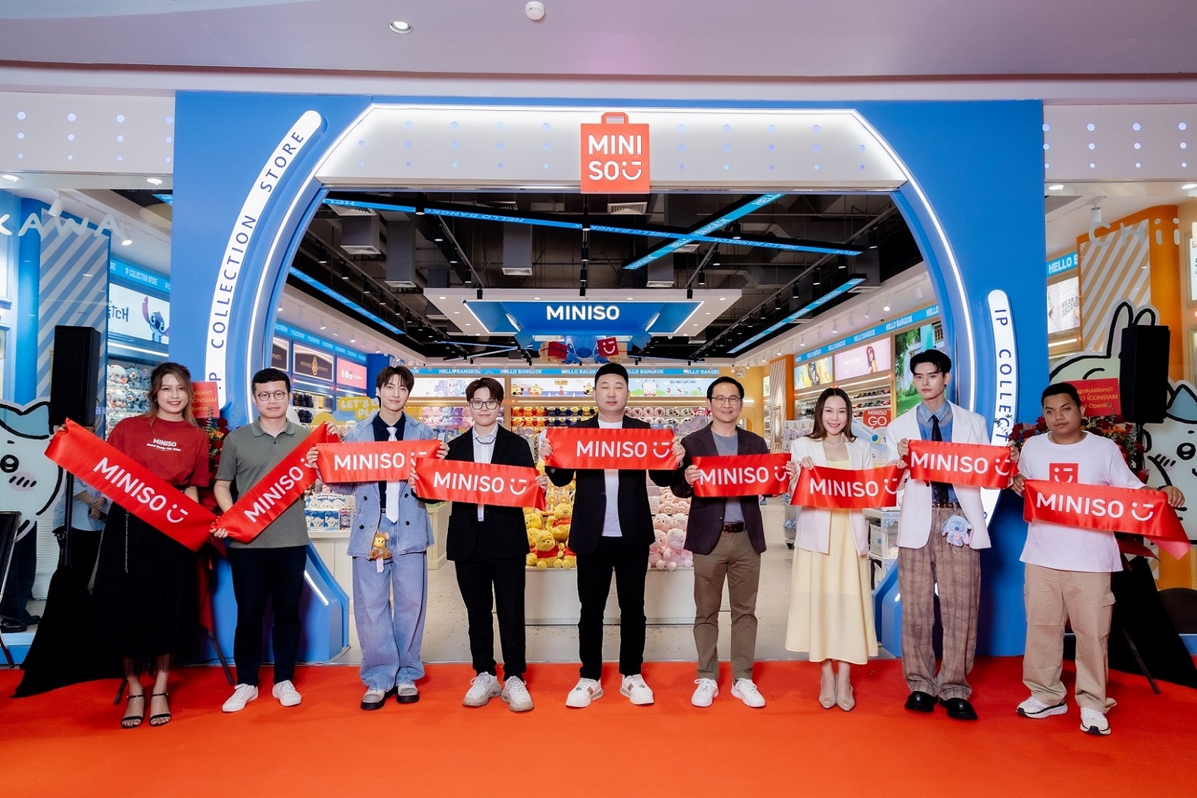 “จั๋ง-เน PERSES” ปล่อยเสน่ห์ทำใจฟู ในงาน Grand Opening สาขาใหม่ MINISO ที่ ICONSIAM!