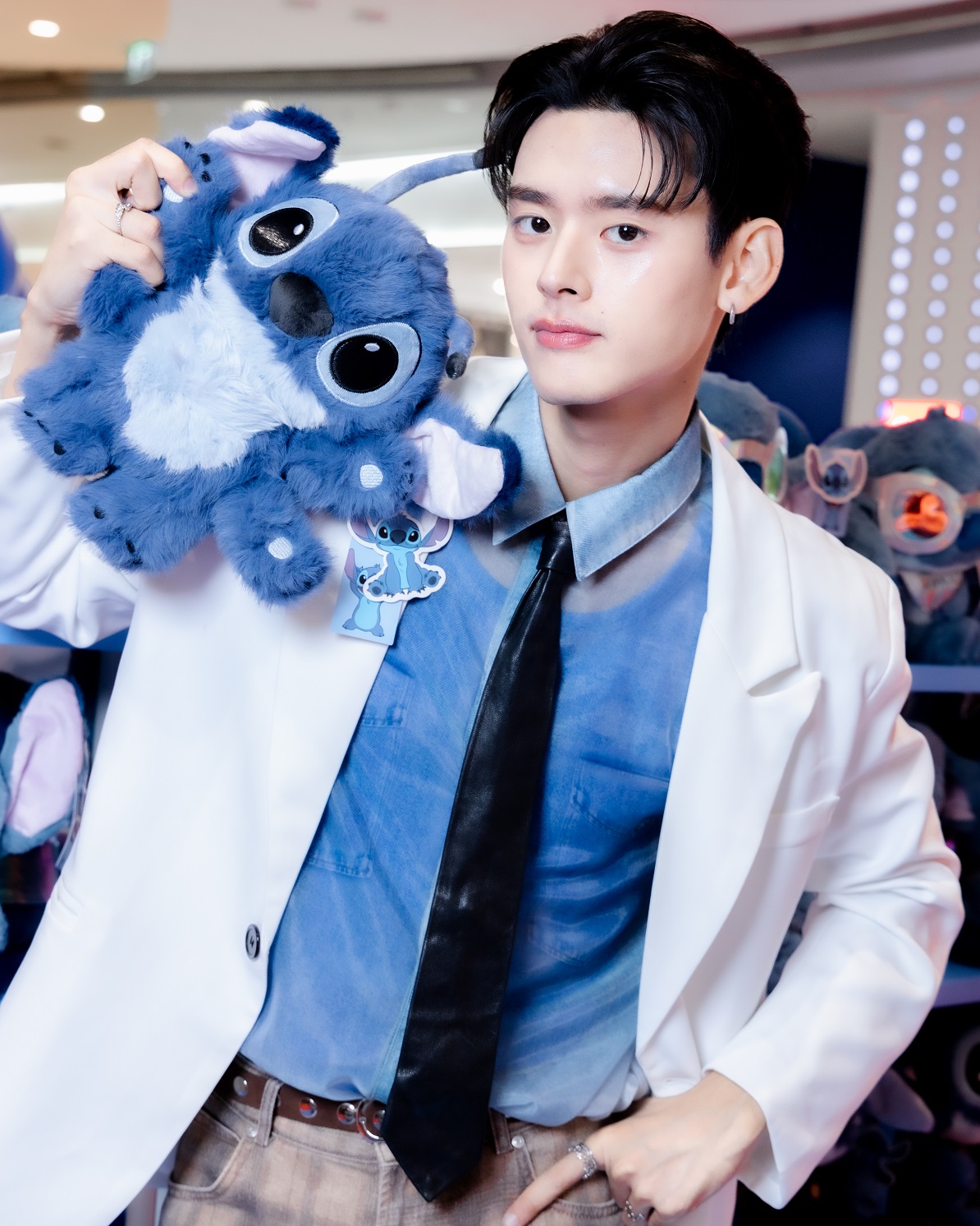 “จั๋ง-เน PERSES” ปล่อยเสน่ห์ทำใจฟู ในงาน Grand Opening สาขาใหม่ MINISO ที่ ICONSIAM!