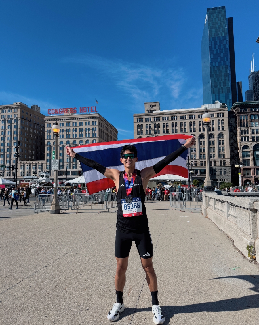 เต้ย พงศกร Chicago Marathon 2025