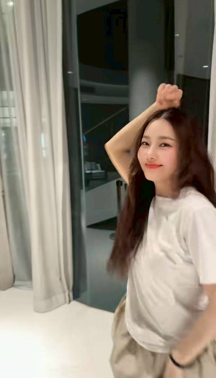 นุ่น วรนุช