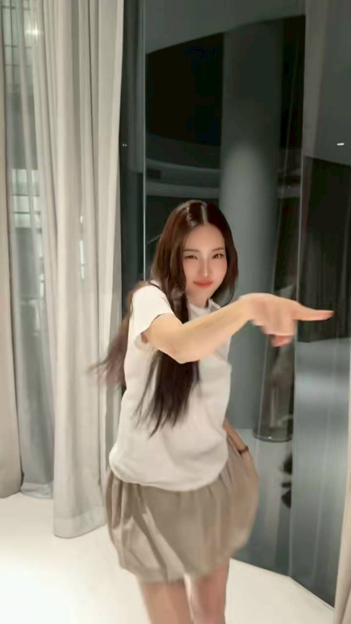 นุ่น วรนุช