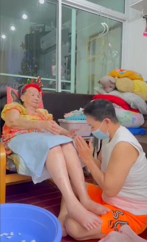 คุณยายมารศรี