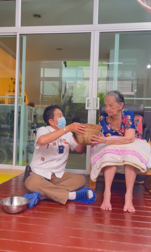 คุณยายมารศรี