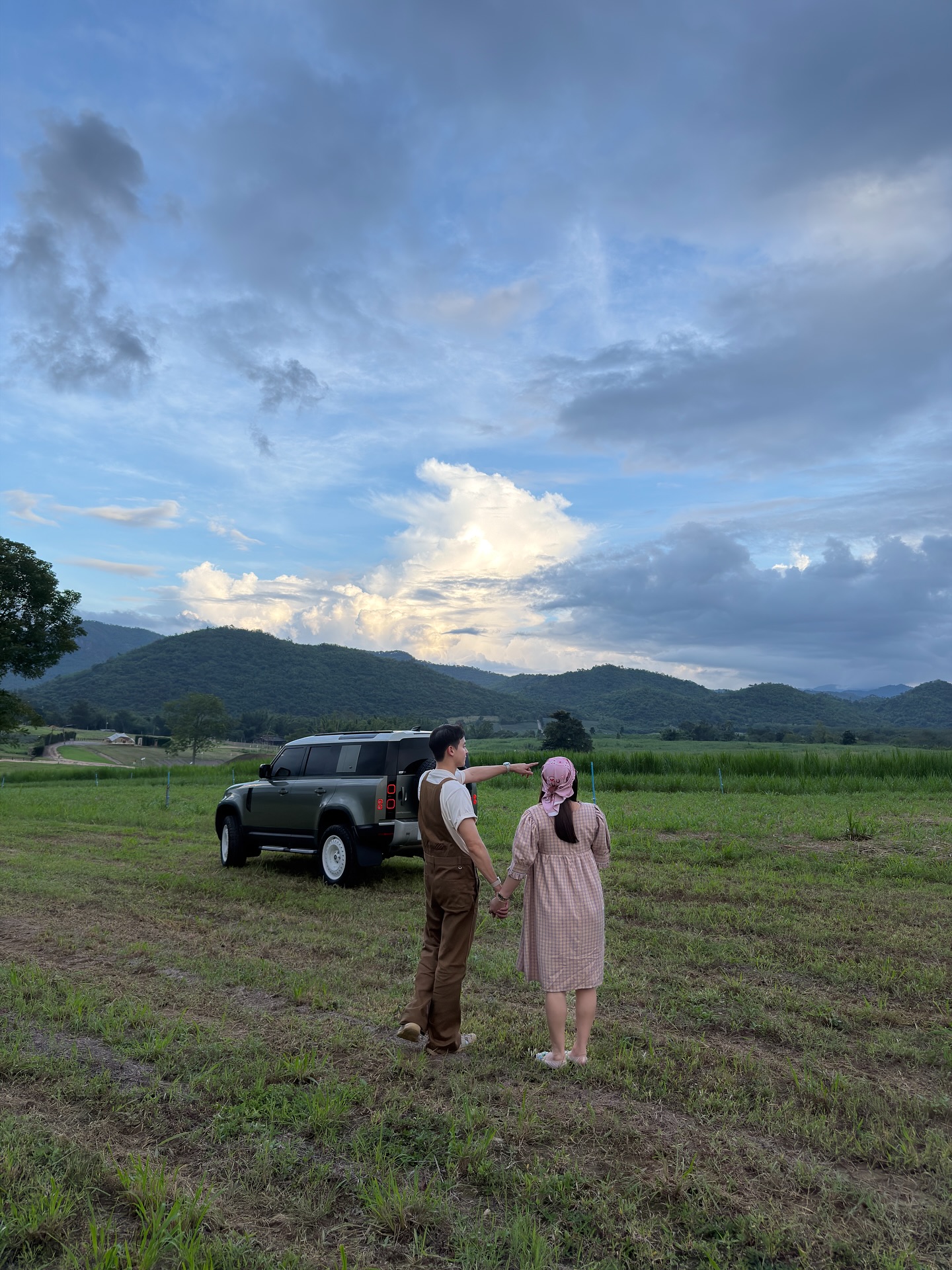 เจมส์ จิรายุ - โฟม เบญจมาศ