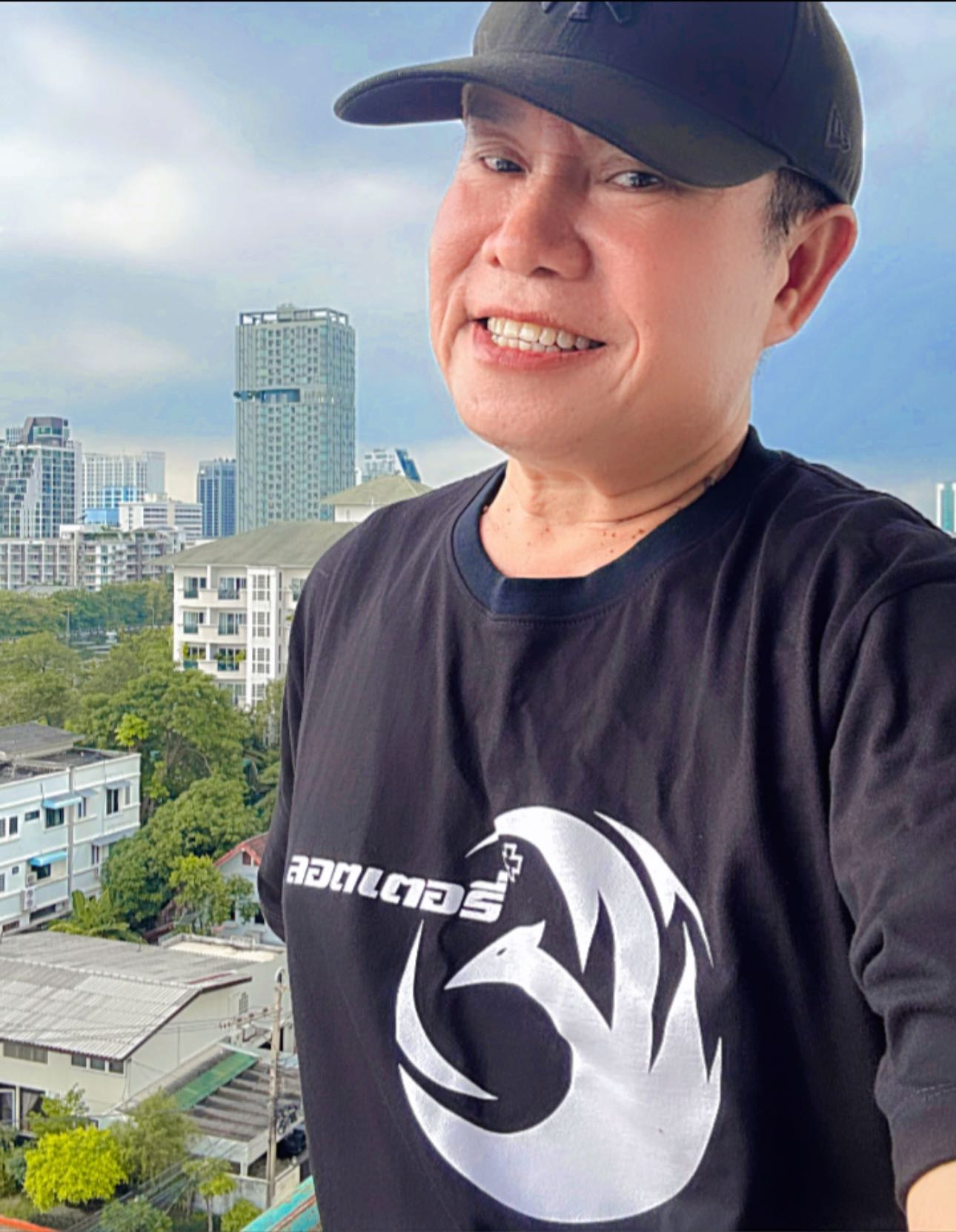 มนต์สิทธิ์ คำสร้อย