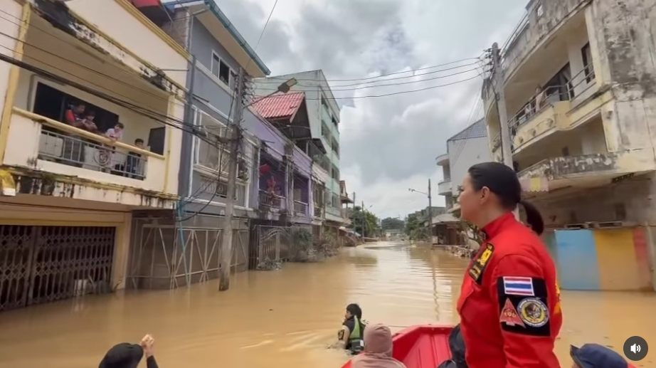 บุ๋ม ปนัดดา