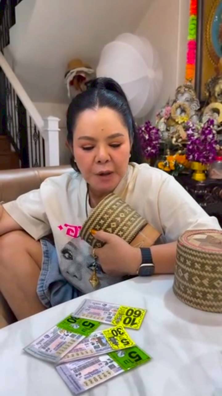 ฮาย อาภาพร