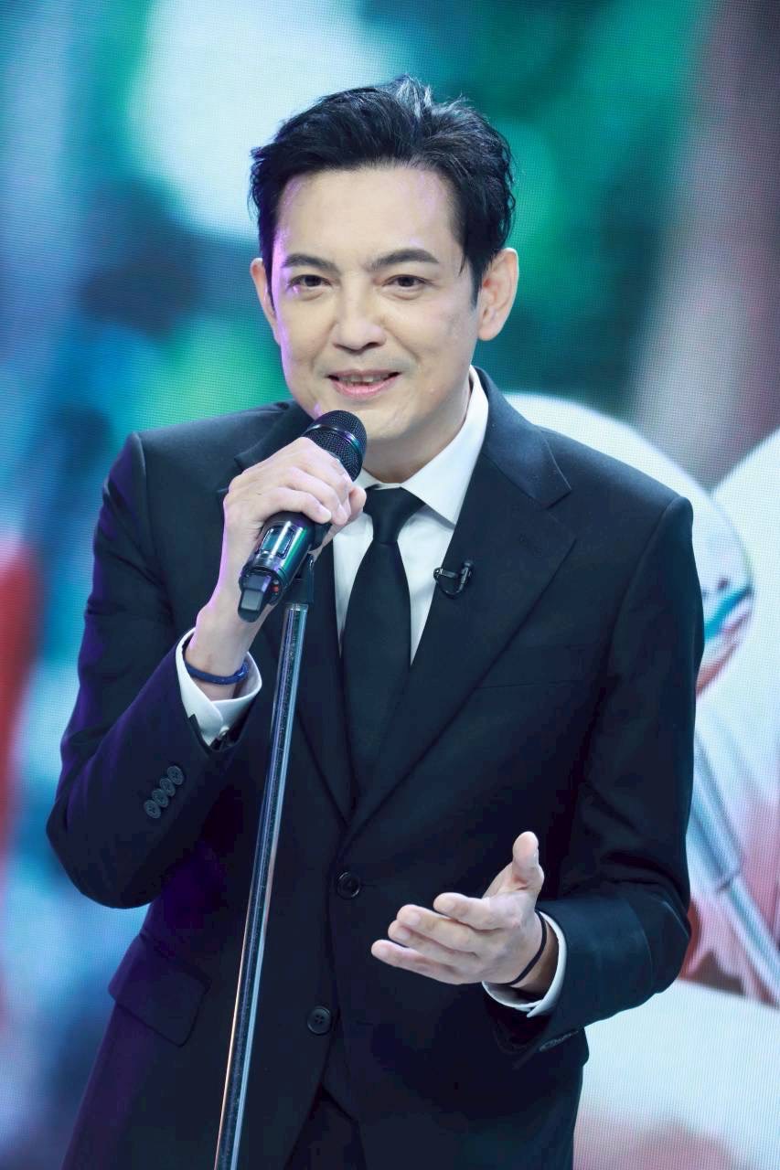 หนุ่ม ศรราม