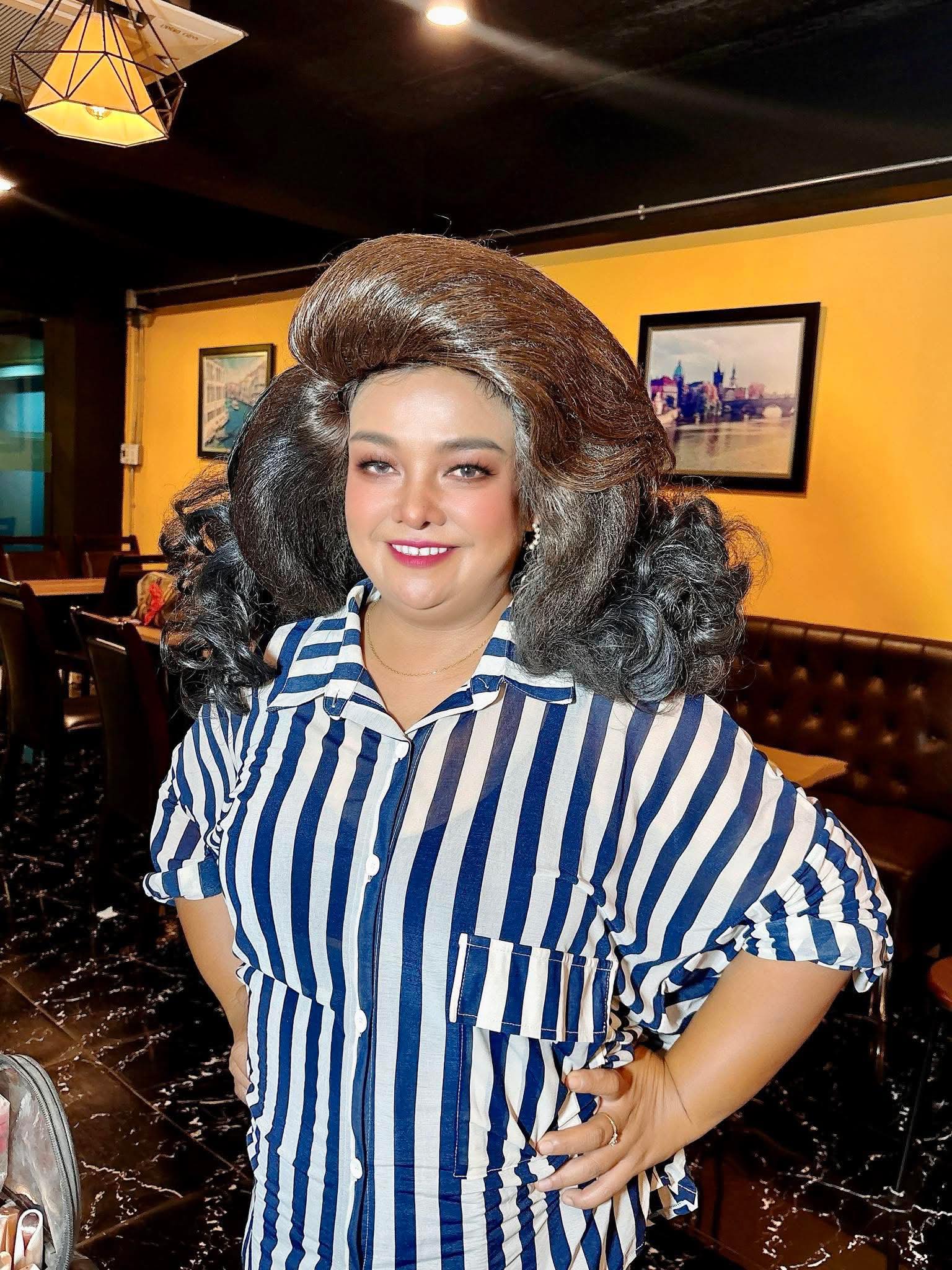 ยุ้ย ญาติเยอะ