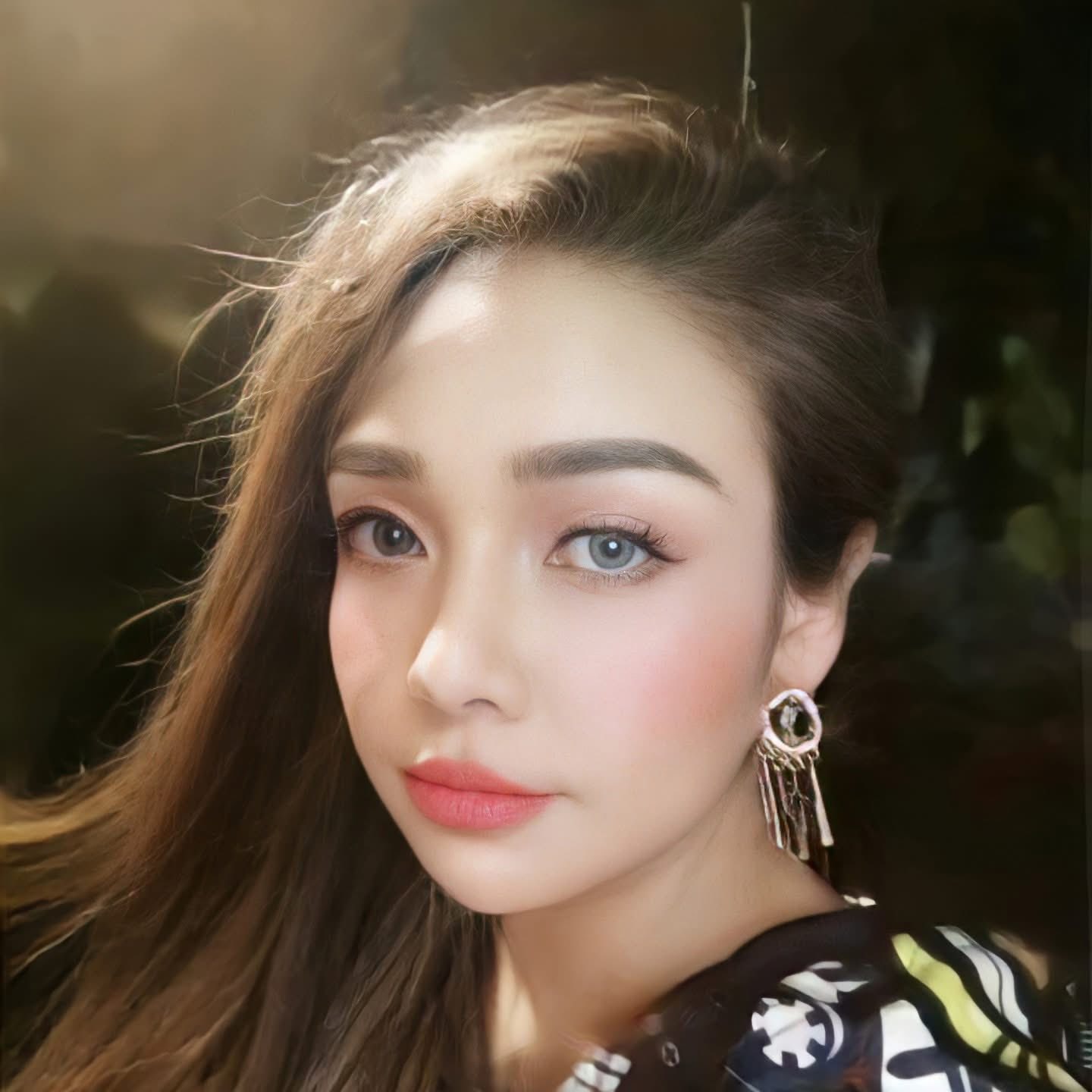 ยุ้ย ญาติเยอะ