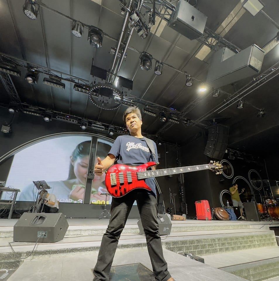 จอย ศิริลักษณ์