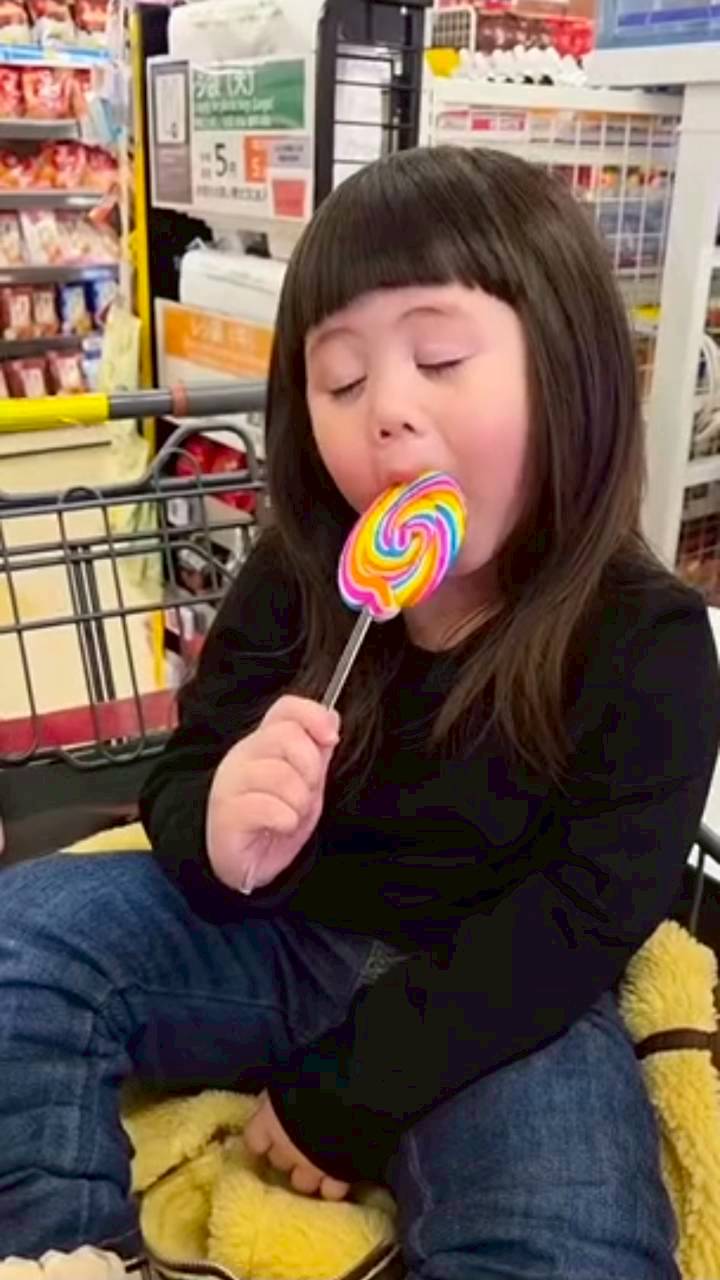 ชมพู่ อารยา