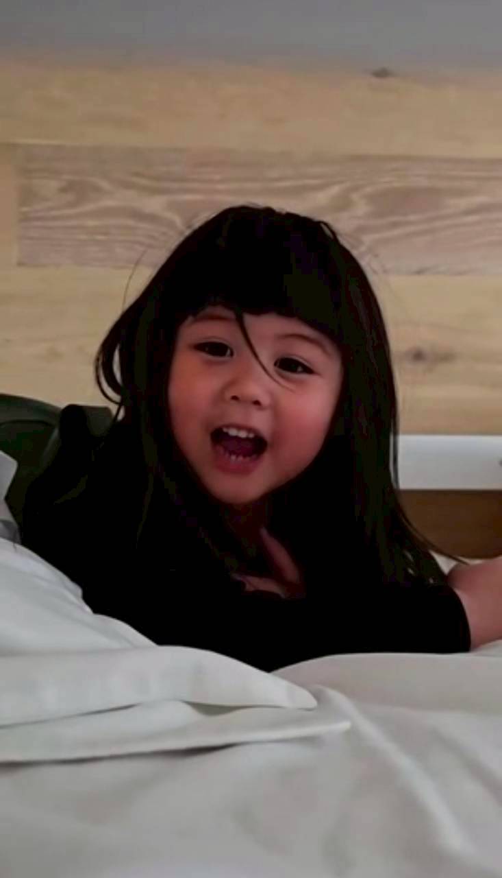 ชมพู่ อารยา