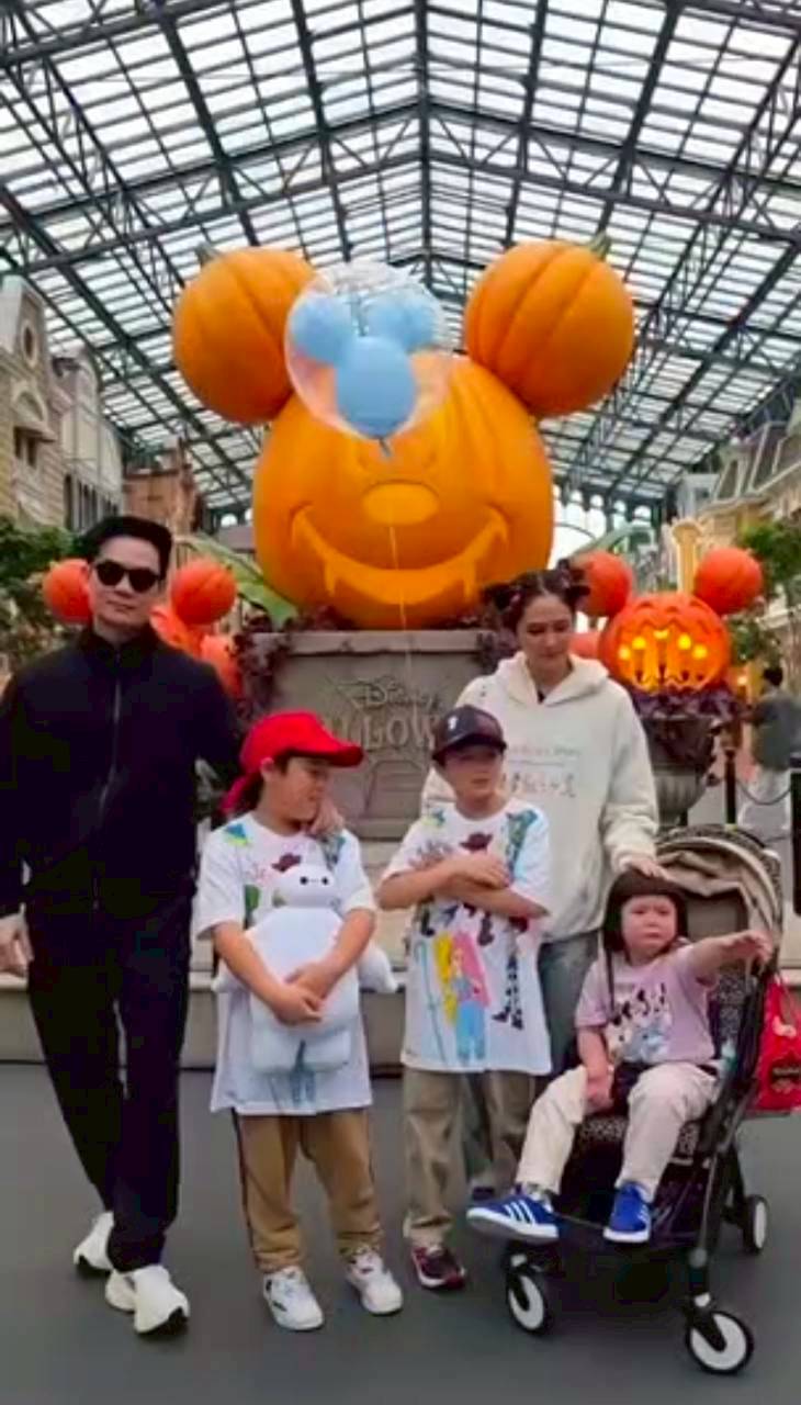 ชมพู่ อารยา