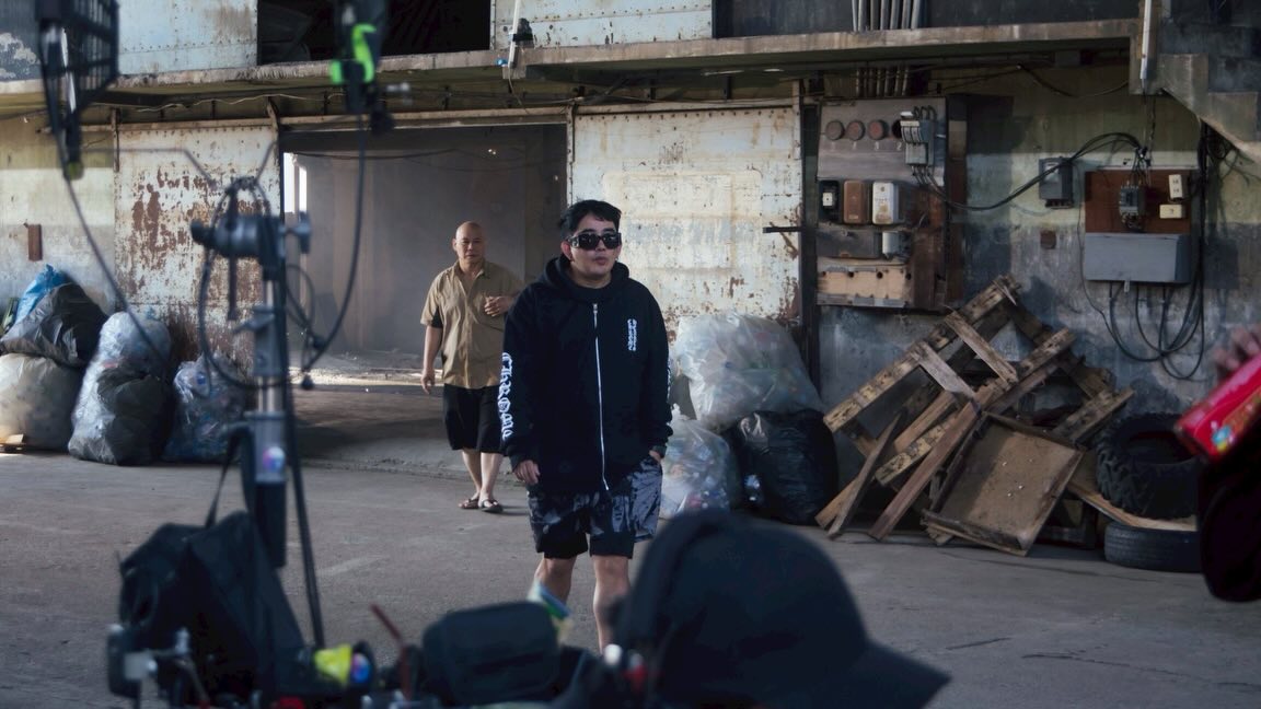 พชร์ อานนท์