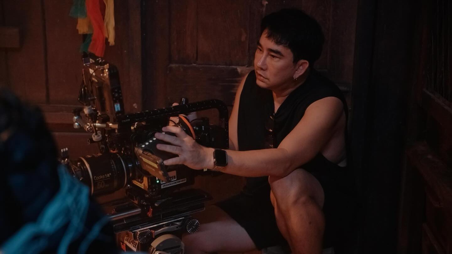 พชร์ อานนท์