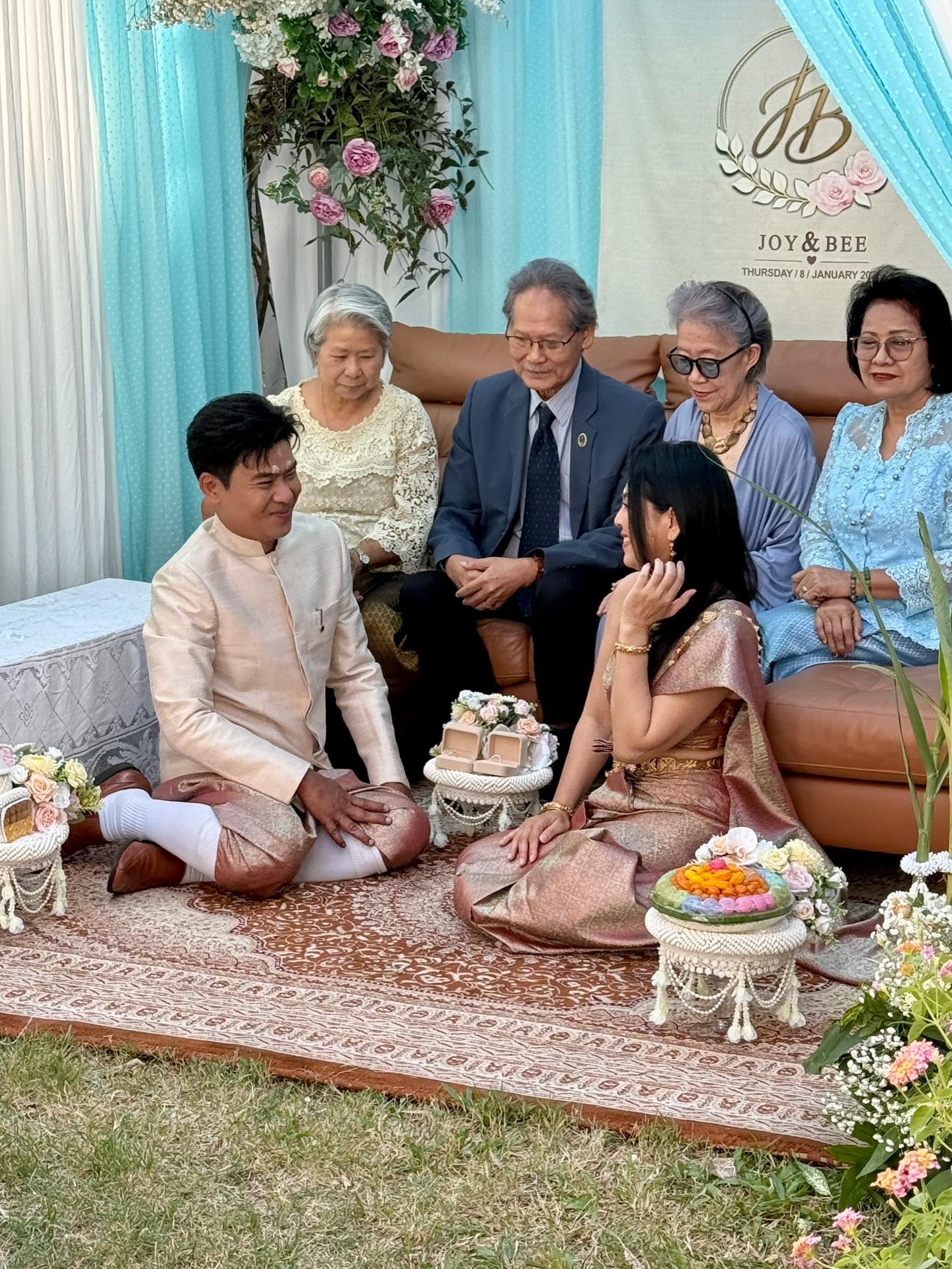 จอย ศิริลักษณ์