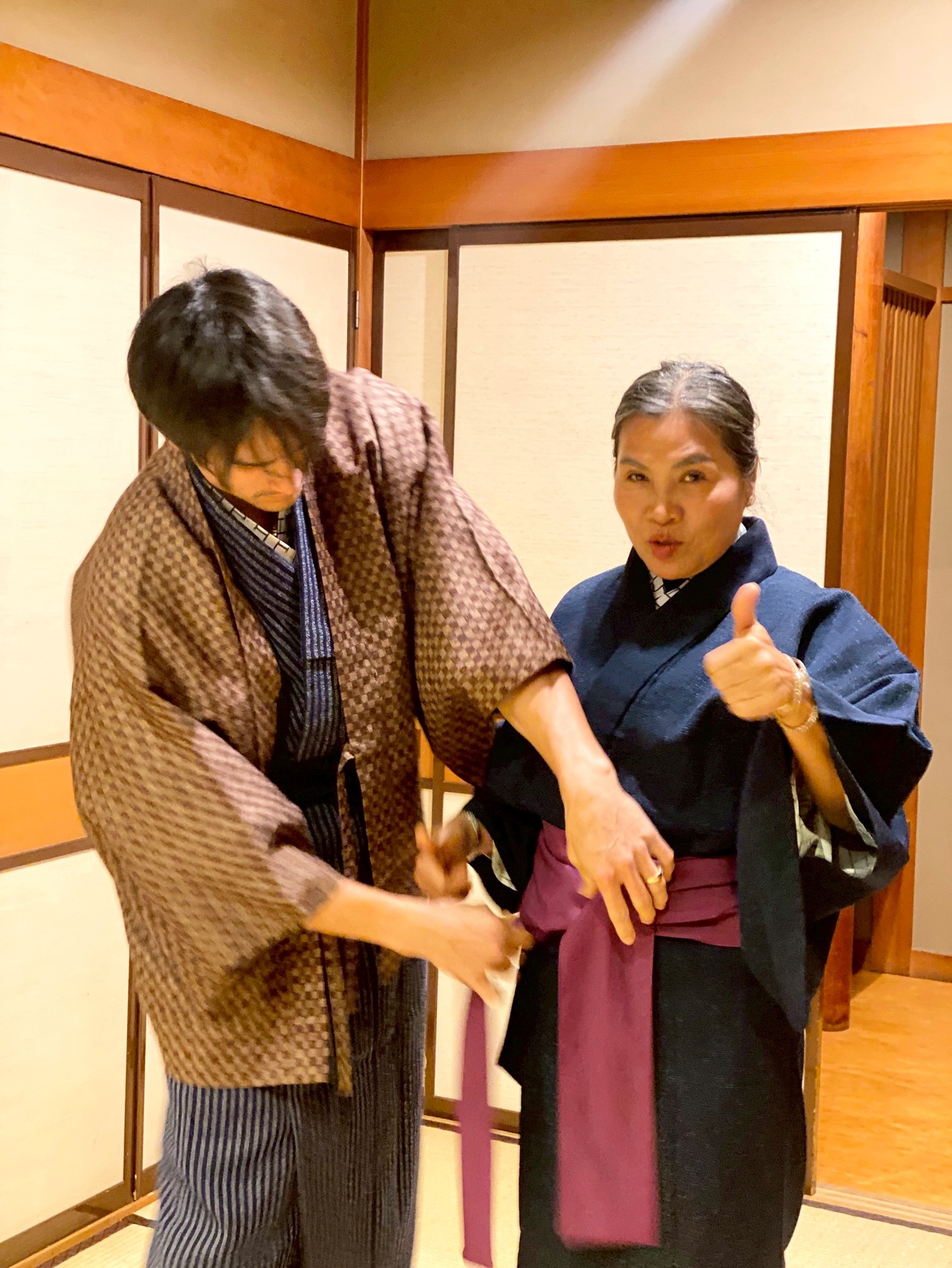 แม่แก้ว พราวส่องโสม