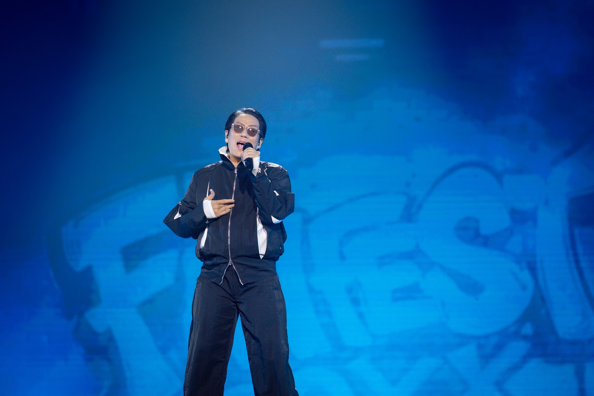 เบิร์ด ธงไชย