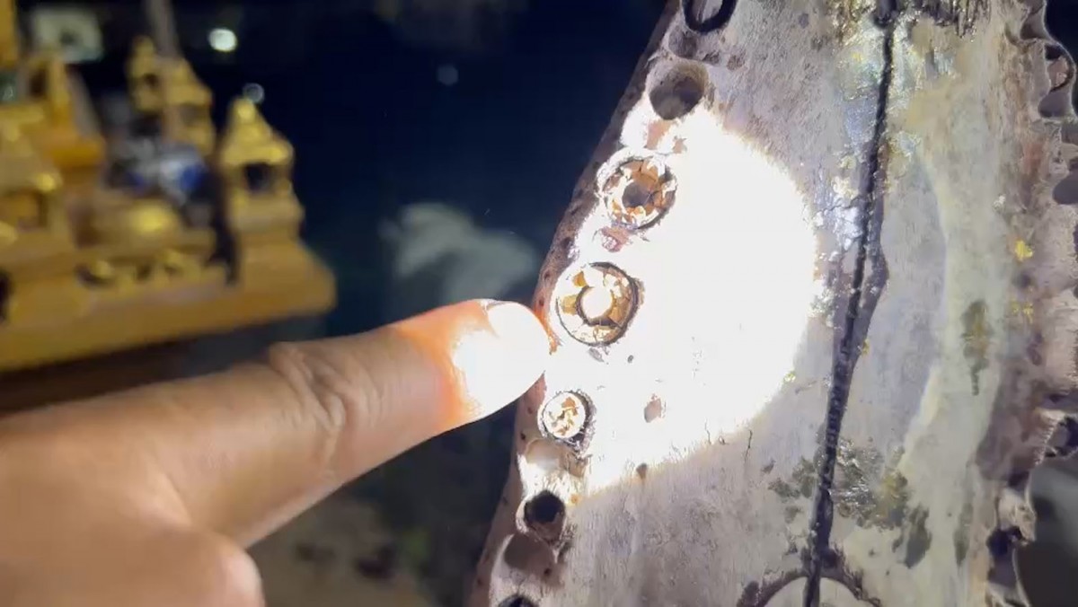 ให้โชค  พ่อปู่สม-สรวง ศีรษะจระเข้ โบราณ อายุกว่า 133 ปี