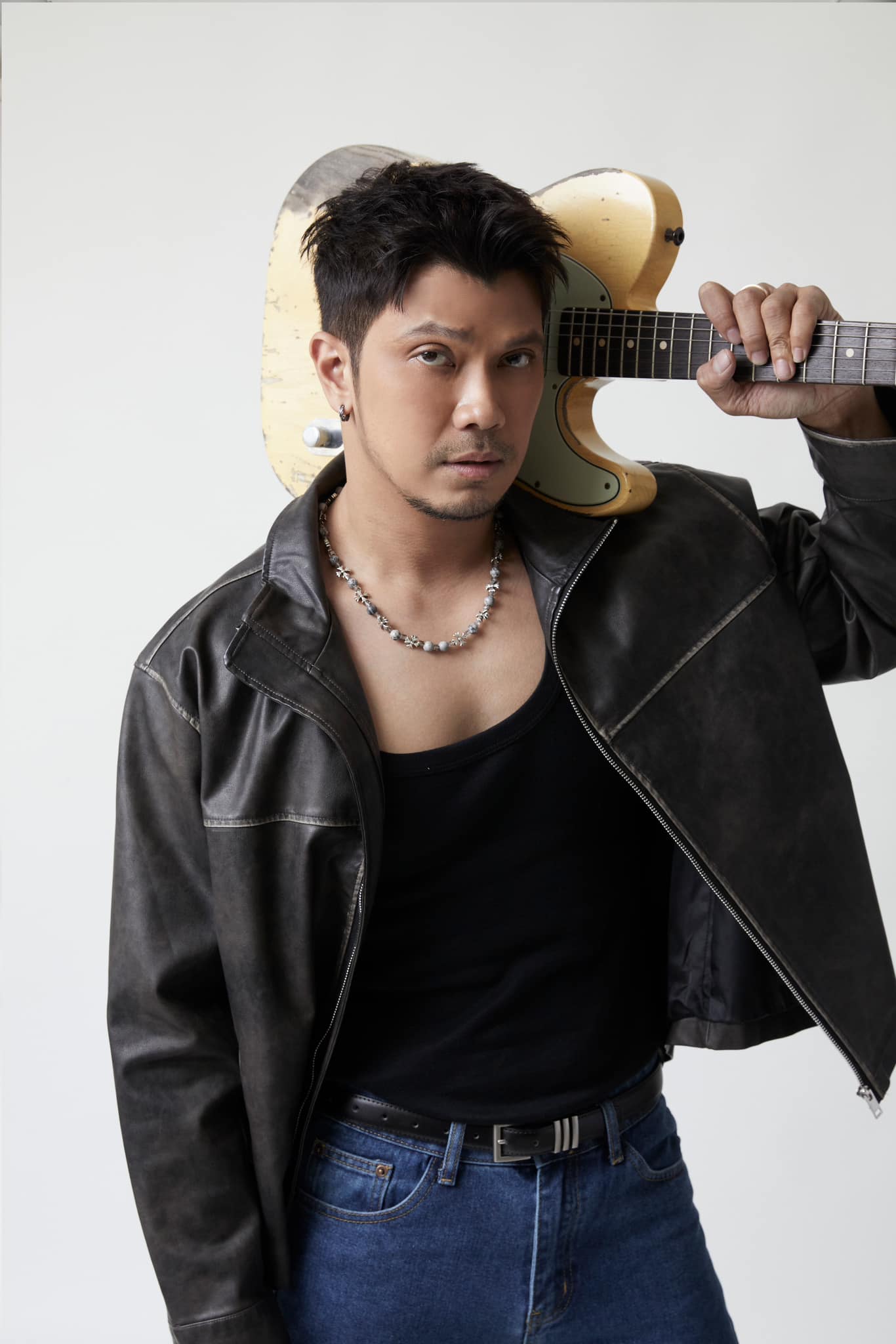 หนุ่ม กะลา