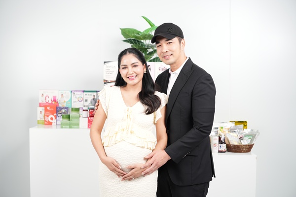 เจมส์ ครูก้อย