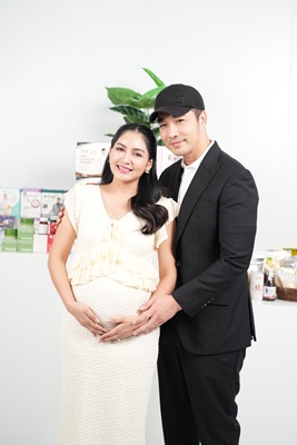 เจมส์ ครูก้อย