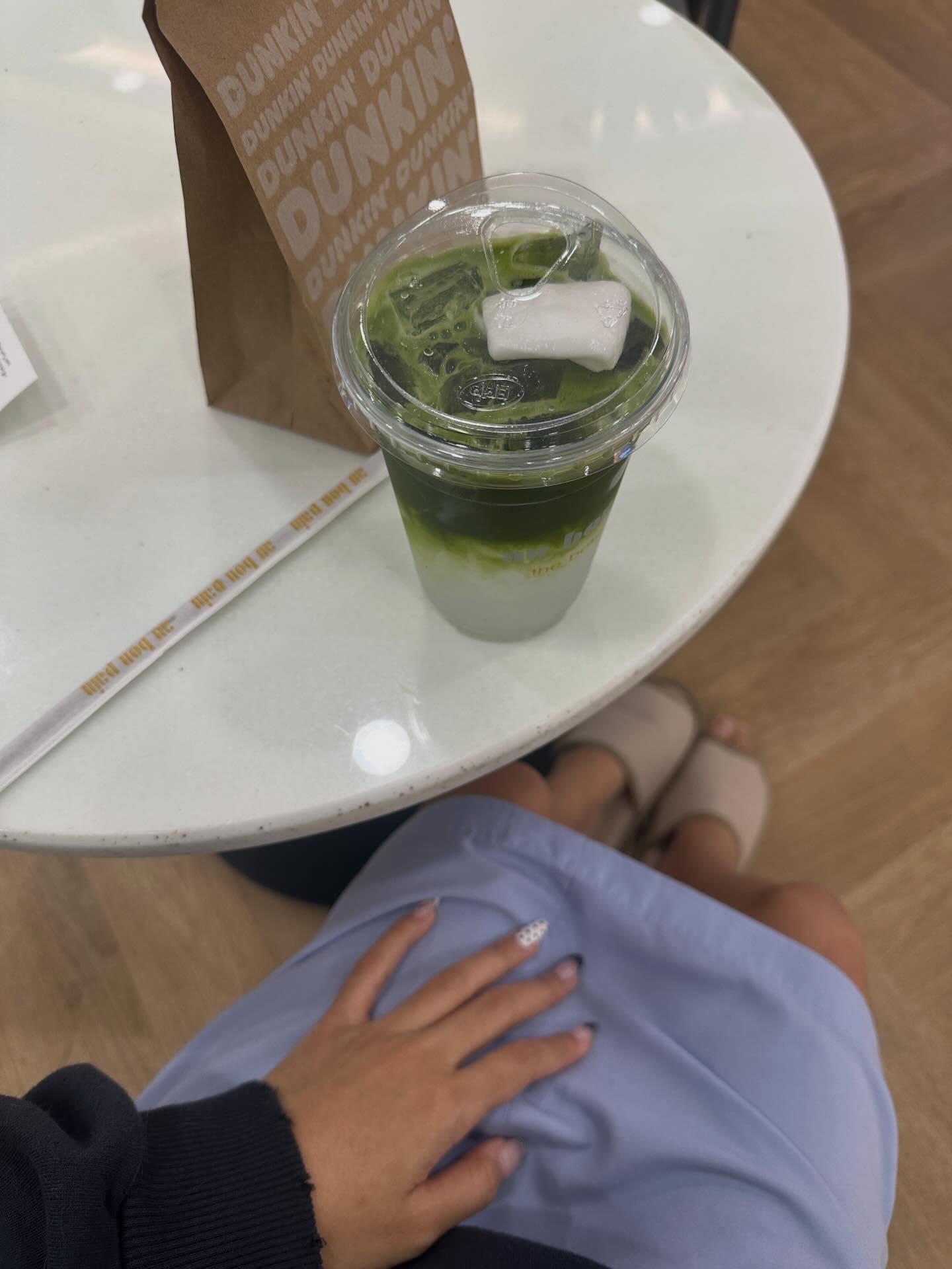 อุ้ม ทวีพร