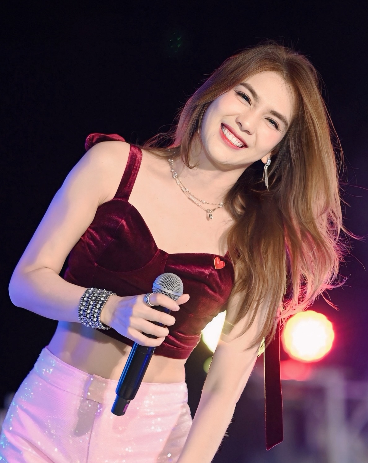 พั้นช์ วรกาญจน์