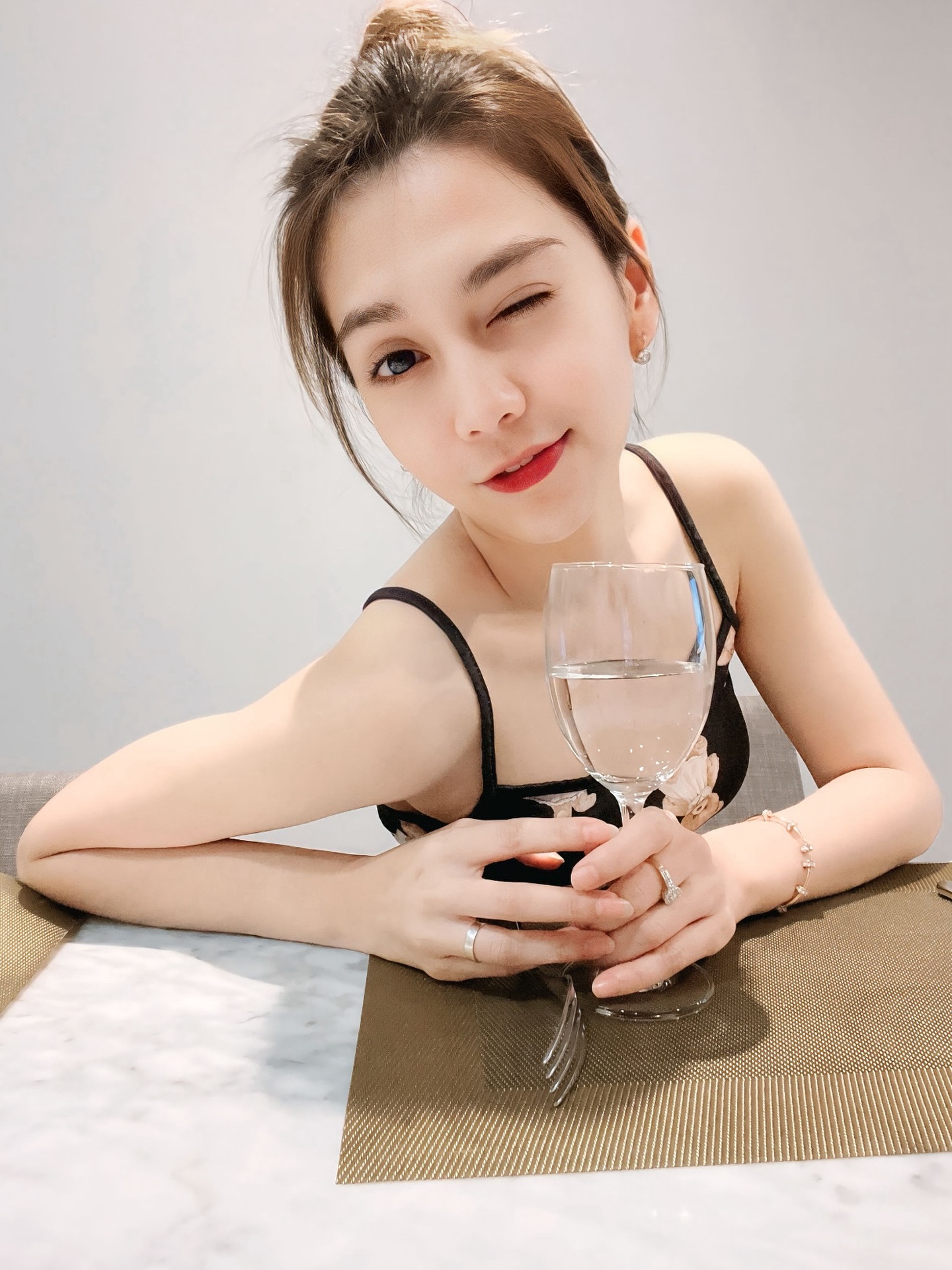 พั้นช์ วรกาญจน์