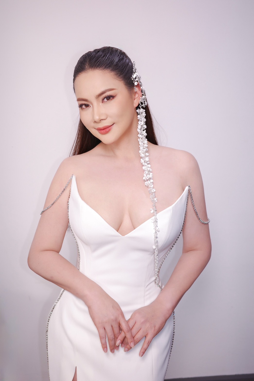 “บุ๋ม ปนัดดา” กรรมการนางสาวไทย แต่สวยเกินผู้เข้าแข่งขัน