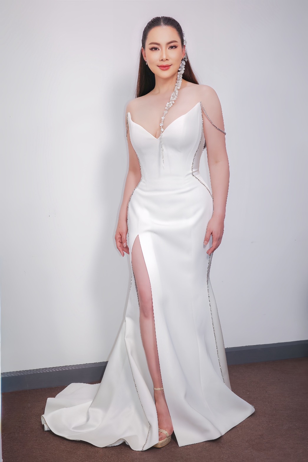 “บุ๋ม ปนัดดา” กรรมการนางสาวไทย แต่สวยเกินผู้เข้าแข่งขัน