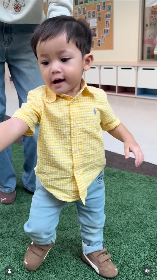 แจ็ค ใบหม่อน