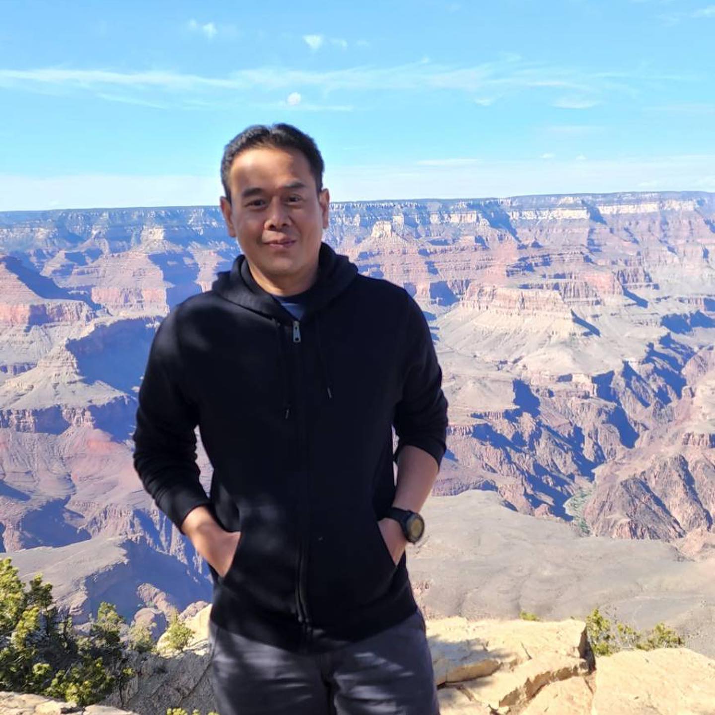 เป็ก สัณณ์ชัย