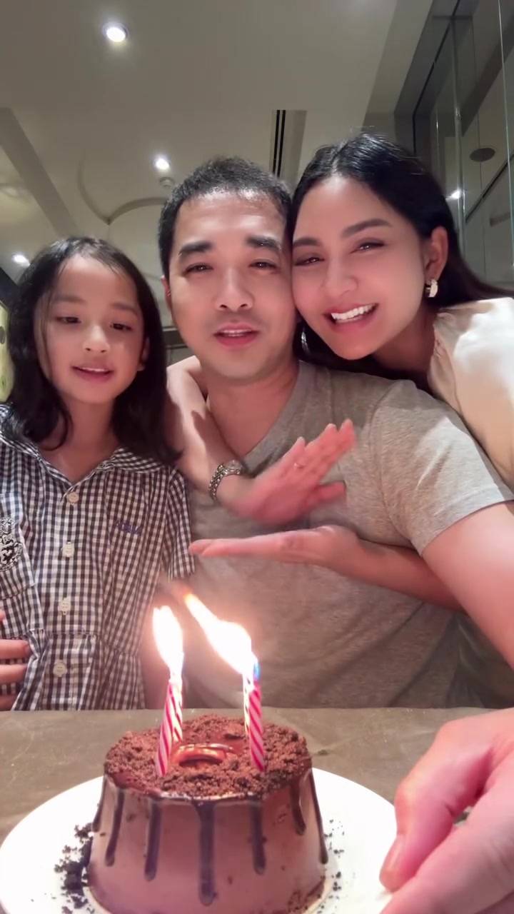 เจมส์ เรืองศักดิ์