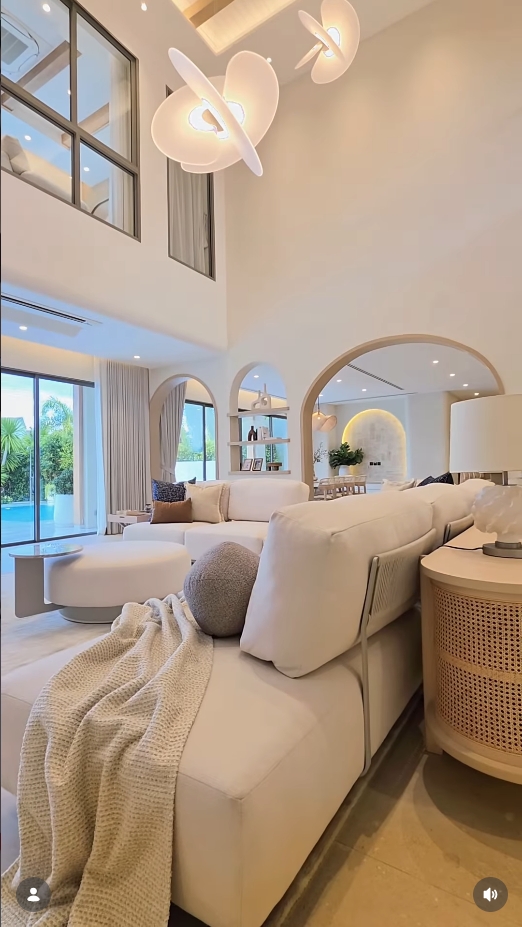 ก้อย ตูน