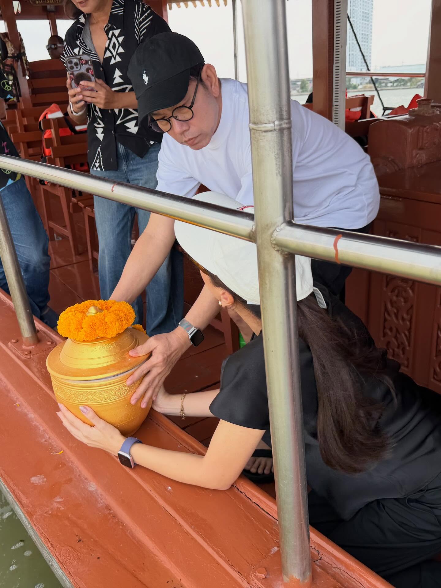 มุกดา บุญทอง