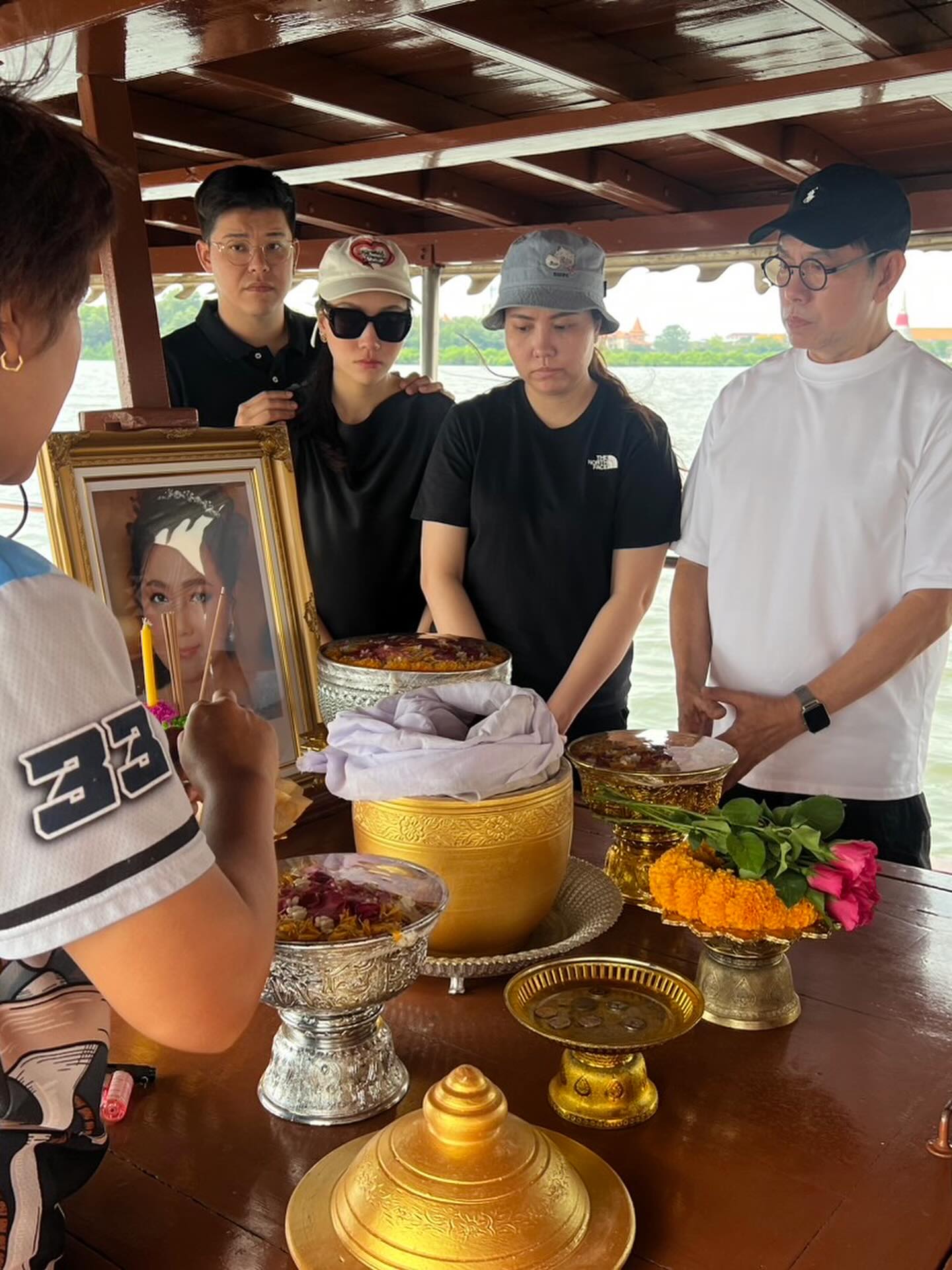 มุกดา บุญทอง