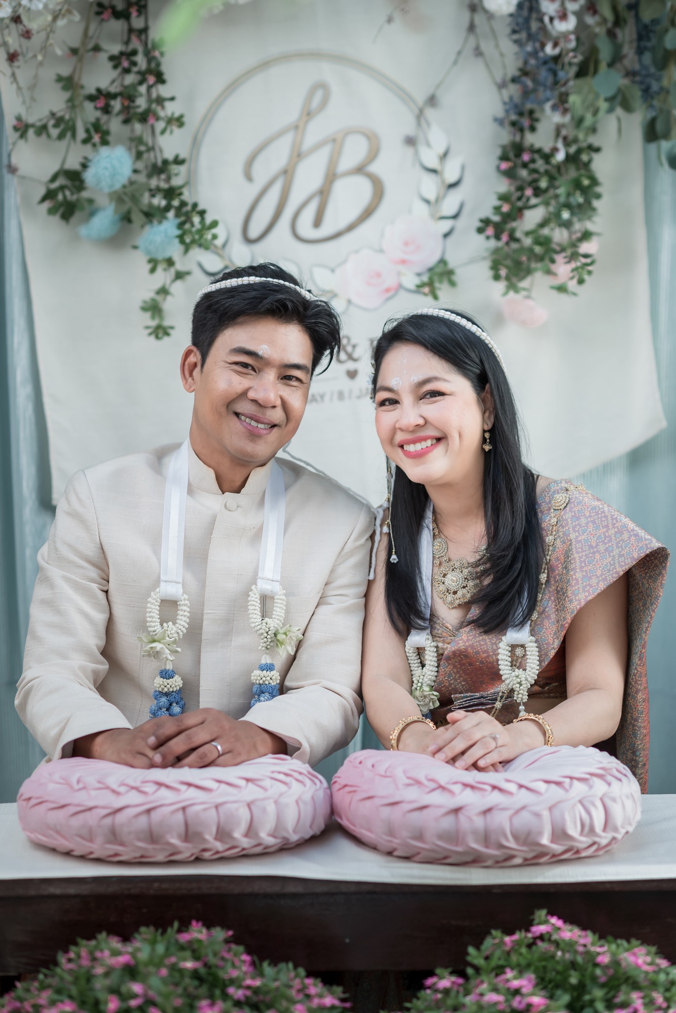 จอย ศิริลักษณ์