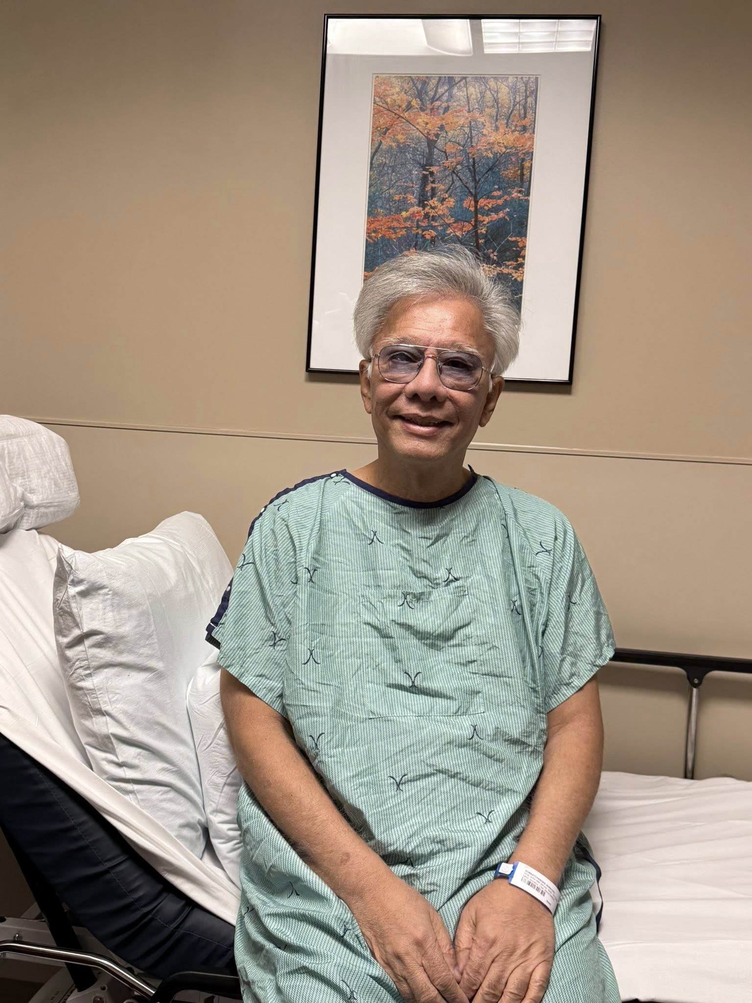 สุรชัย สมบัติเจริญ