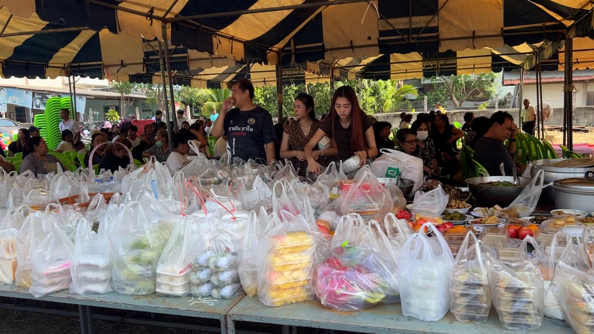 150369 ชัยนาท ทำบุญใหญ่แยก5ศพหลังให้โชคถูกหวยยกตำบลคนรอดเผยช่วงโคม่าเห็นยมบาลมารอรับ