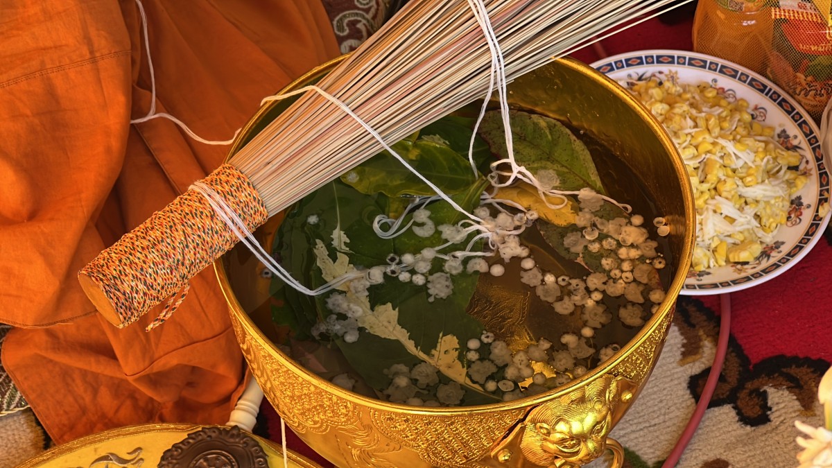 150369 ชัยนาท ทำบุญใหญ่แยก5ศพหลังให้โชคถูกหวยยกตำบลคนรอดเผยช่วงโคม่าเห็นยมบาลมารอรับ