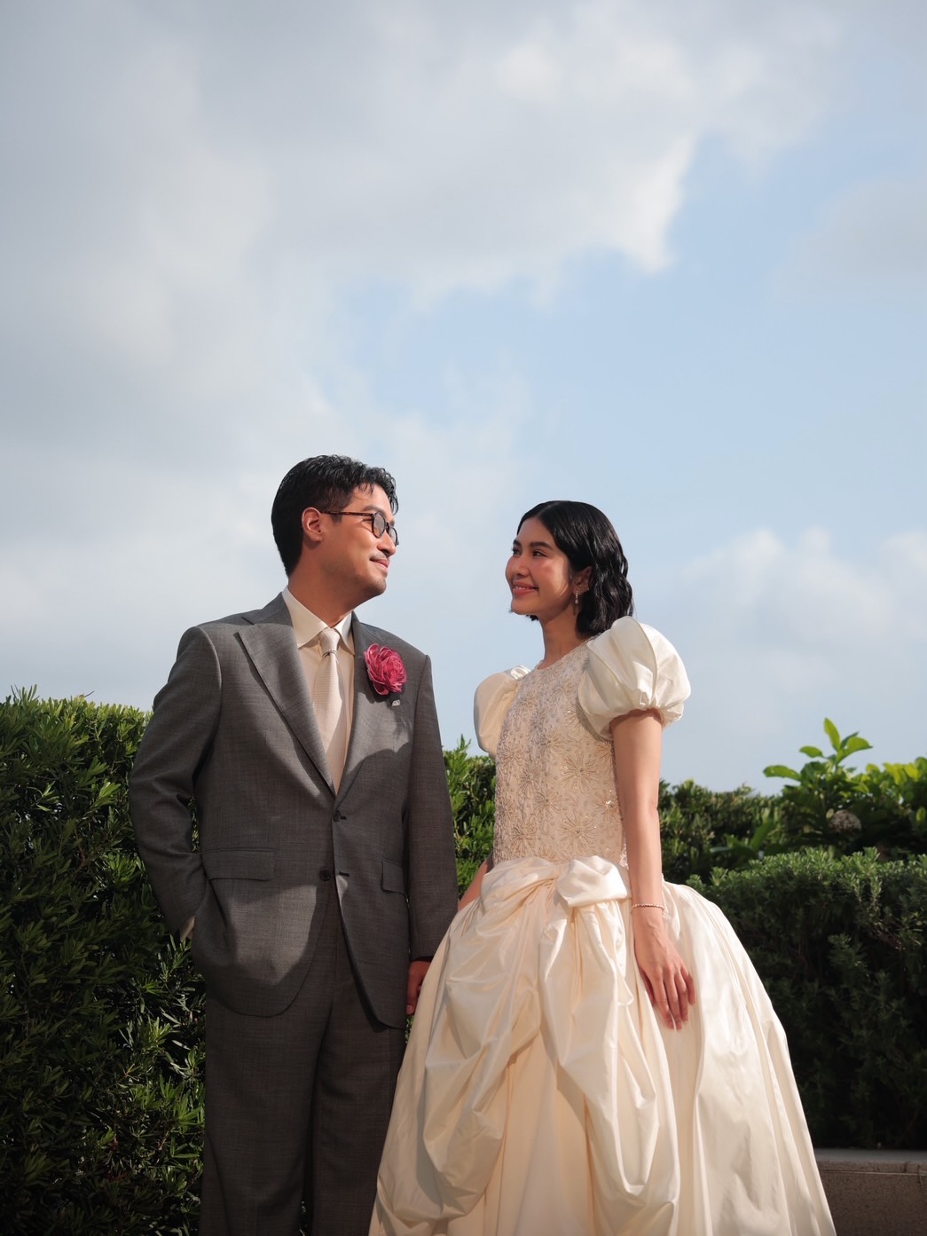 พราว โอลีฟส์ - แทน ลิปตา