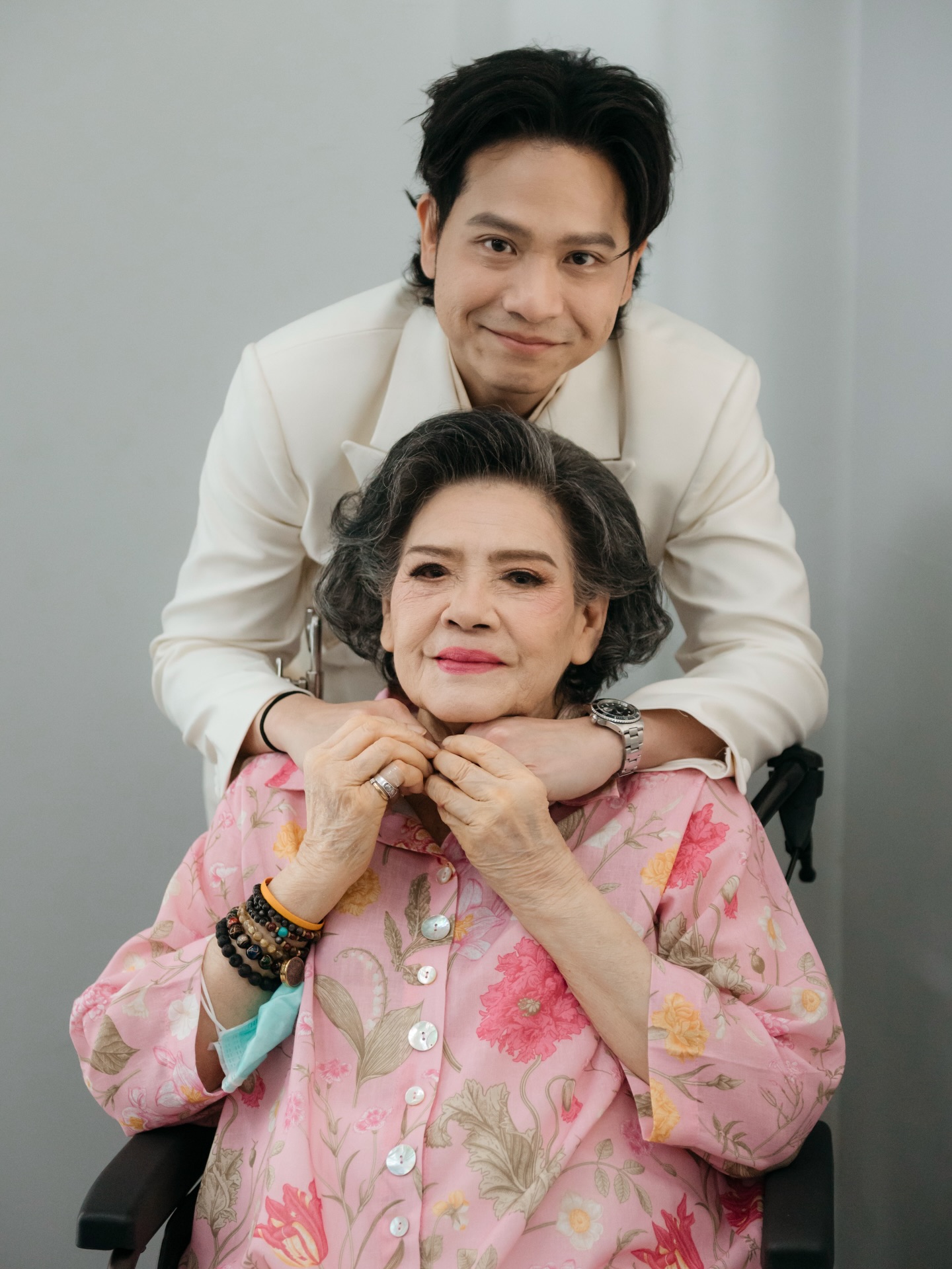 จีรนันทน์ เศวตนันทน์